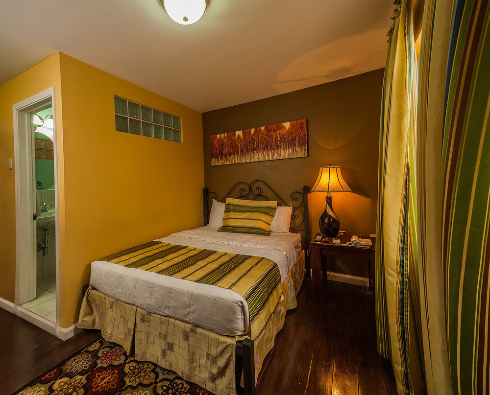 Inn At 87 Port of Spain Екстер'єр фото
